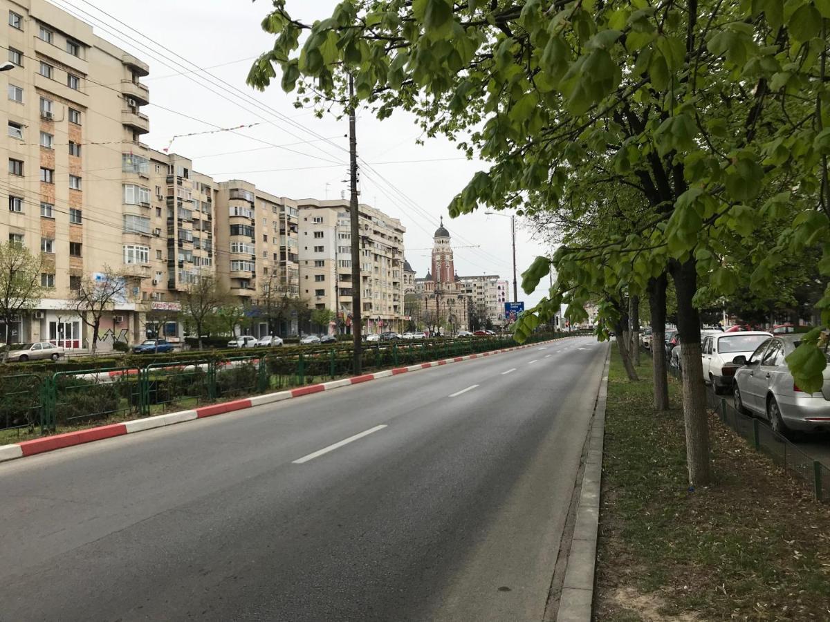 Adrian Home Libra Ploiesti Bagian luar foto