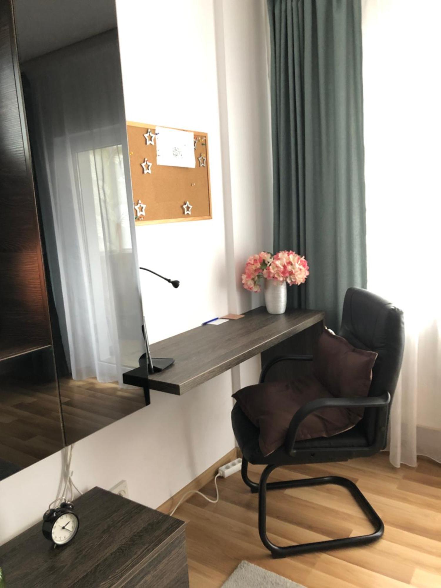 Adrian Home Libra Ploiesti Bagian luar foto
