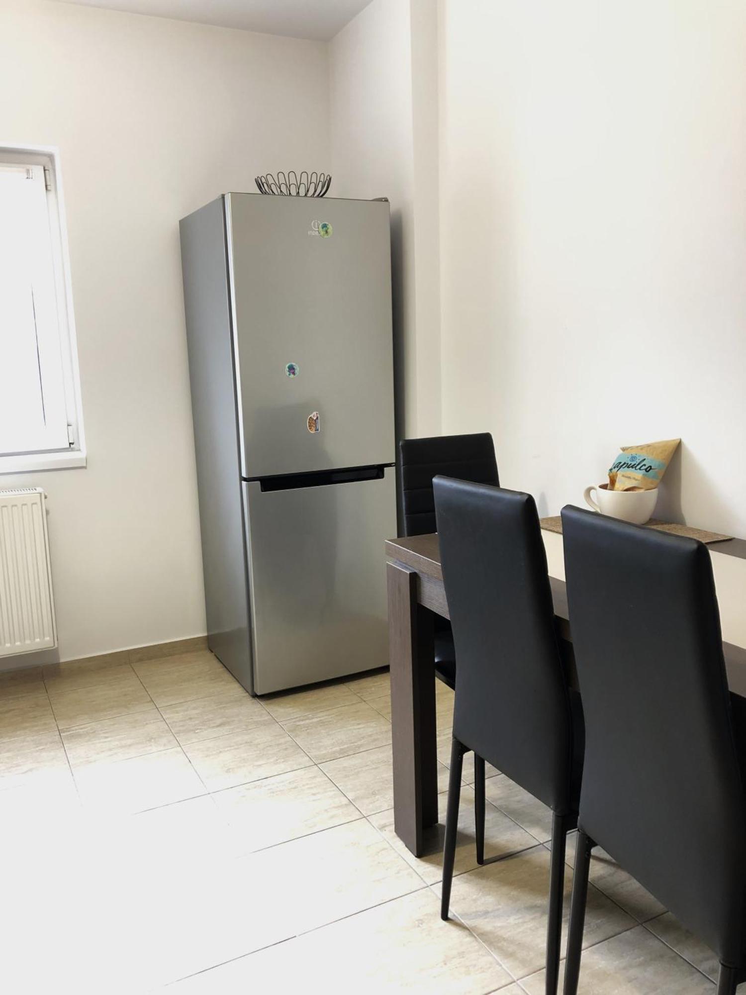 Adrian Home Libra Ploiesti Bagian luar foto